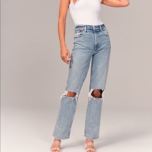 Abercrombie 90s Ultra High Rise Straight Jeans